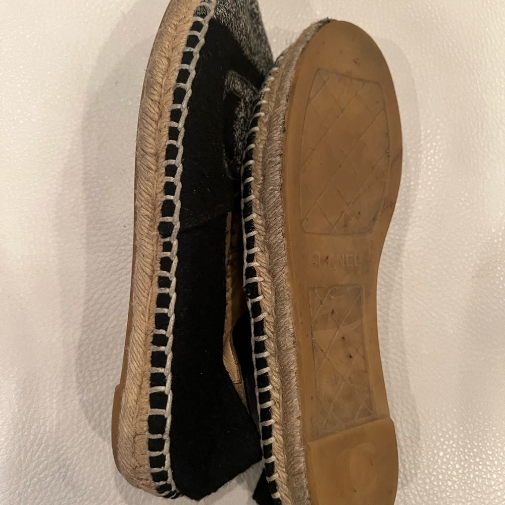 CHANEL Espadrilles Tweed and Velvet Grey/Black size 35 - Picture 4 of 12